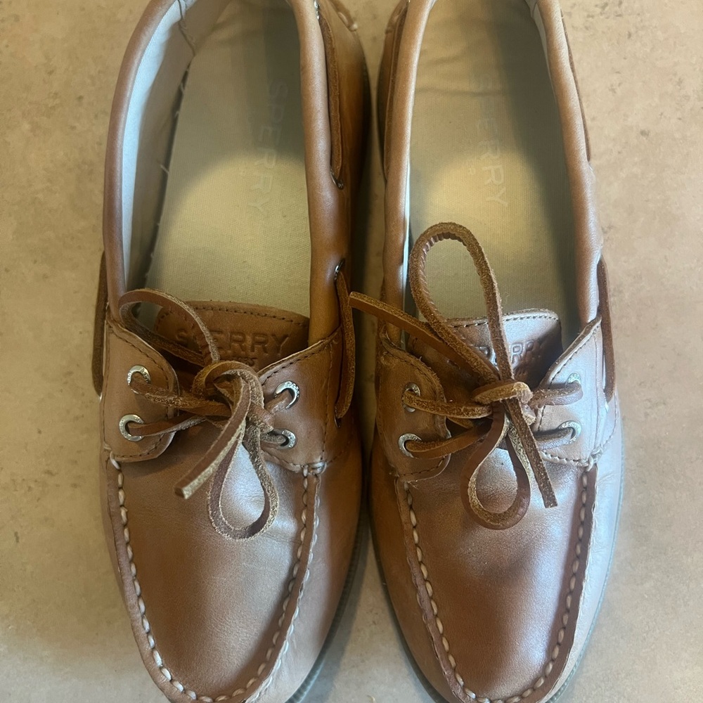 Women's Brown Leather Boat Shoes - Classic Lace-Up - Picture 2 of 7